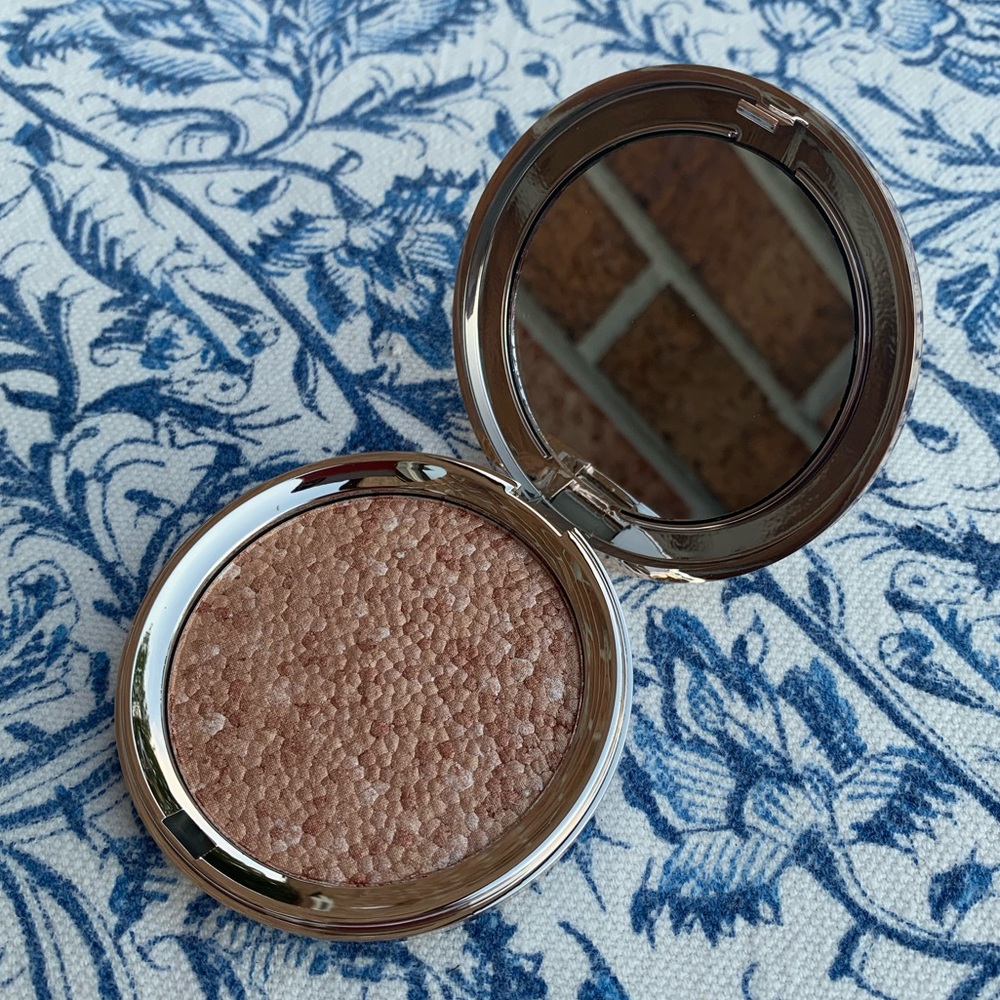 💰3/$30💰🎉HP🎉 New Ciate London Confetti Highlighter